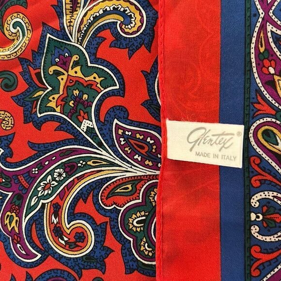 Italian Made Scarf - Picture 3 of 6